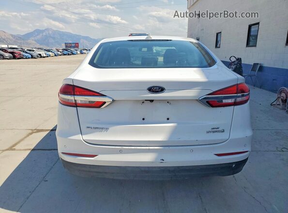 3FA6P0LU9KR265447 2019 FORD FUSION White Widok z tyłu