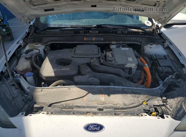 3FA6P0LU9KR265447 2019 FORD FUSION White Widok wnętrza z tyłu