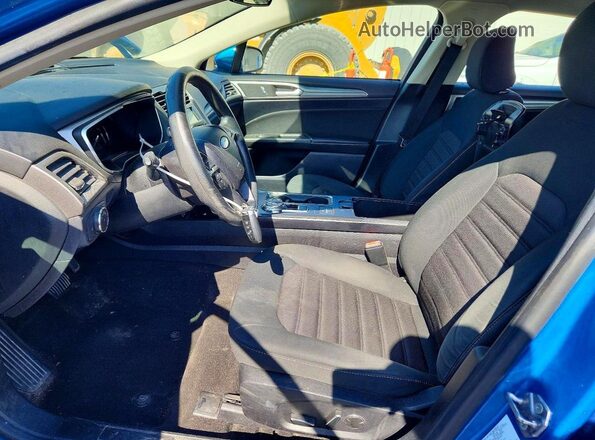 3FA6P0LU9LR162661 2020 FORD FUSION Blue Vista interior delantera