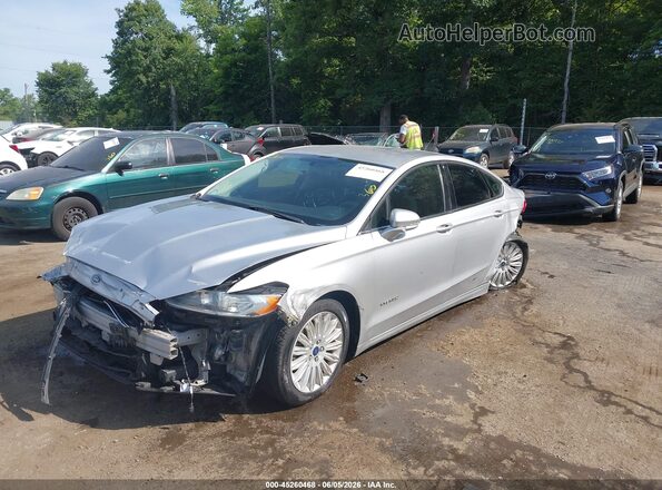 3FA6P0LUXGR340776 2016 FORD FUSION HYBRID Серебряный Передняя левая четверть