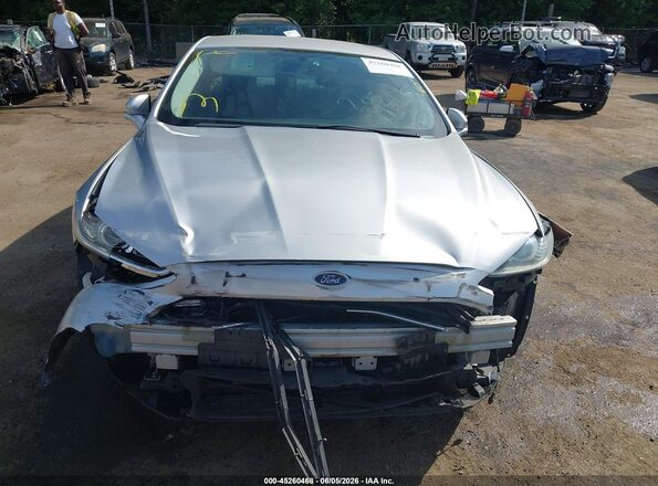 3FA6P0LUXGR340776 2016 FORD FUSION HYBRID Серебряный Вид спереди