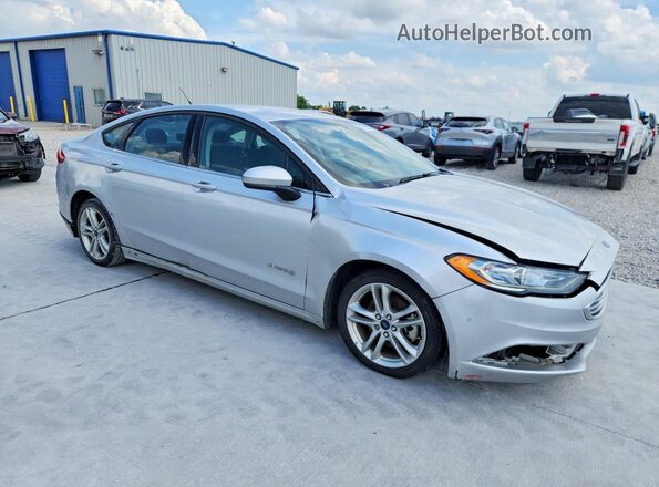 3FA6P0LUXJR152606 2018 FORD FUSION Silver Przód prawy
