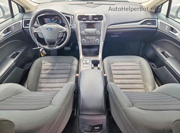 3FA6P0LUXJR152606 2018 FORD FUSION Silver Widok deski rozdzielczej