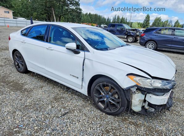 3FA6P0LUXJR170314 2018 FORD FUSION White Front right