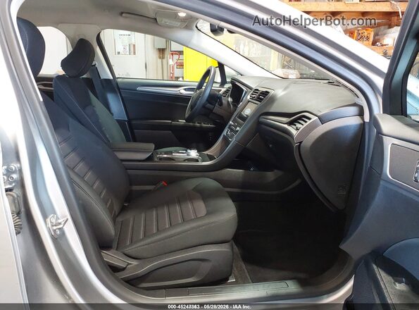 3FA6P0LUXLR201659 2020 FORD FUSION Silver Vista interior delantera