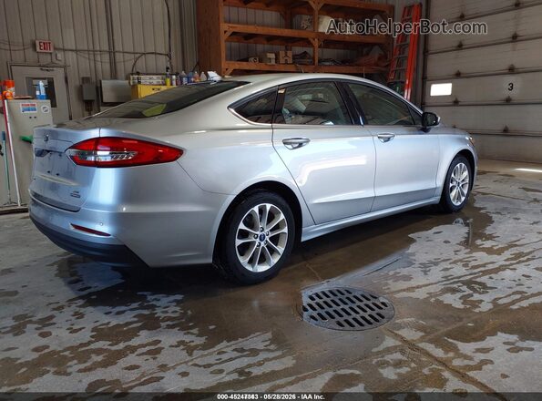 3FA6P0LUXLR201659 2020 FORD FUSION Silver Trasero derecho