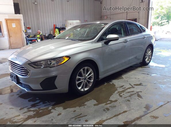 3FA6P0LUXLR201659 2020 FORD FUSION Silver Vista tres cuartos delantera izquierda