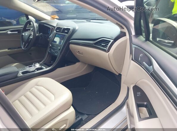 3FA6P0MU2KR262470 2019 FORD FUSION HYBRID Silver Vista interior delantera
