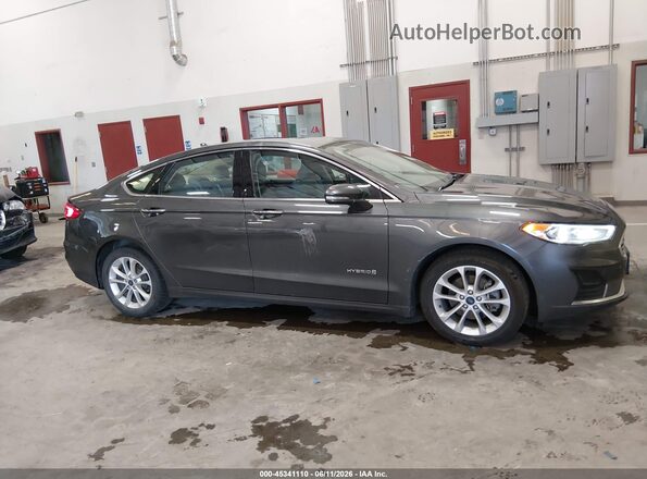 3FA6P0MU7KR265669 2019 FORD FUSION HYBRID Gray Rear interior view