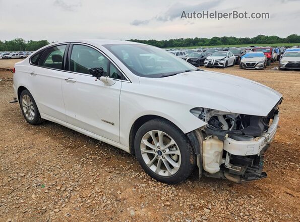 3FA6P0MUXKR154341 2019 FORD FUSION White Przód prawy