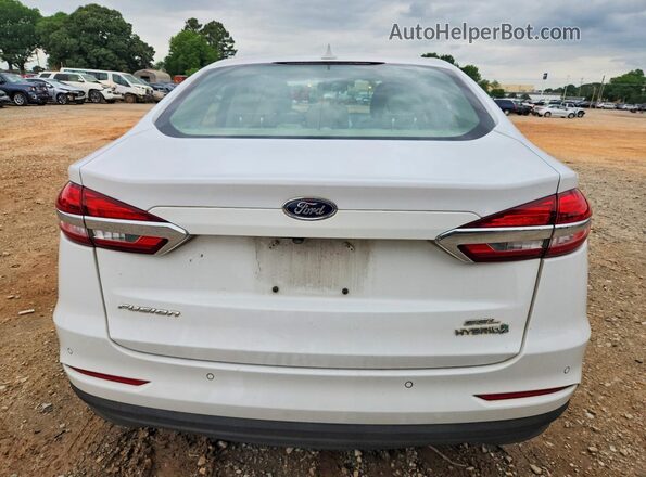 3FA6P0MUXKR154341 2019 FORD FUSION White Widok z tyłu