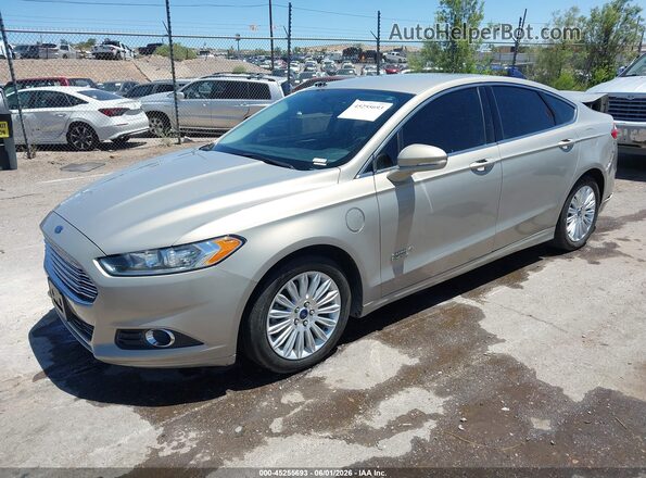 3FA6P0PU3GR160629 2016 FORD FUSION ENERGI Champagne Vista tres cuartos delantera izquierda