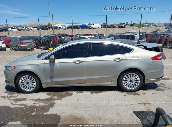 3FA6P0PU3GR160629 2016 FORD FUSION ENERGI Champagne Vista interior de 360 grados