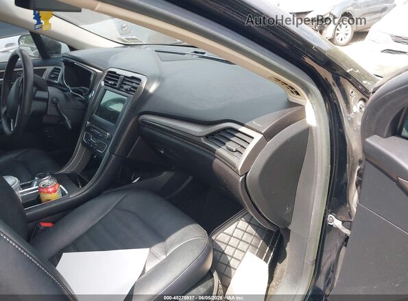 3FA6P0PU7JR105981 2018 FORD FUSION ENERGI Black Front interior view