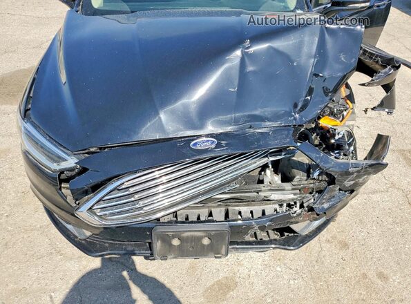 3FA6P0PU8JR232643 2018 FORD FUSION Black Vista interior trasera