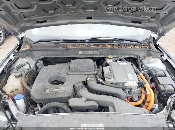 3FA6P0RU0LR132729 2020 FORD FUSION Серебряный Вид сзади