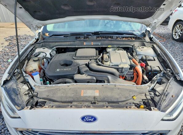 3FA6P0RU6HR265440 2017 FORD FUSION White Вид задньої частини салону