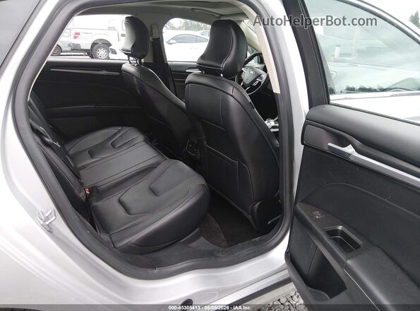 3FA6P0RU8JR132524 2018 FORD FUSION HYBRID Silver 