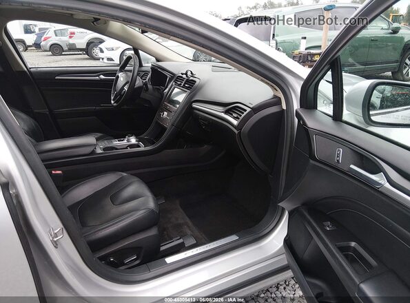 3FA6P0RU8JR132524 2018 FORD FUSION HYBRID Silver 
