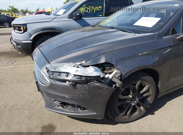 3FA6P0T92JR182923 2018 FORD FUSION Gray Front view