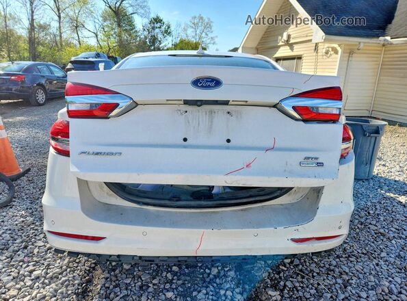 3FA6P0T94LR190878 2020 FORD FUSION White Вид ззаду