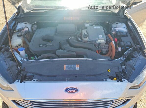 3FA6P0UU2HR250683 2017 FORD FUSION Silver Սալոնի հետևի տեսք