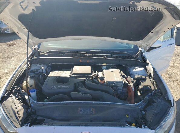3FA6P0UU2JR100420 2018 FORD FUSION White Սալոնի հետևի տեսք