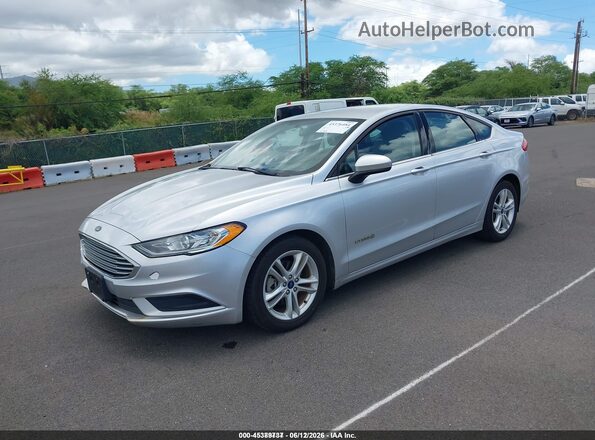 3FA6P0UU2JR123020 2018 FORD FUSION HYBRID Серебряный Передняя левая четверть