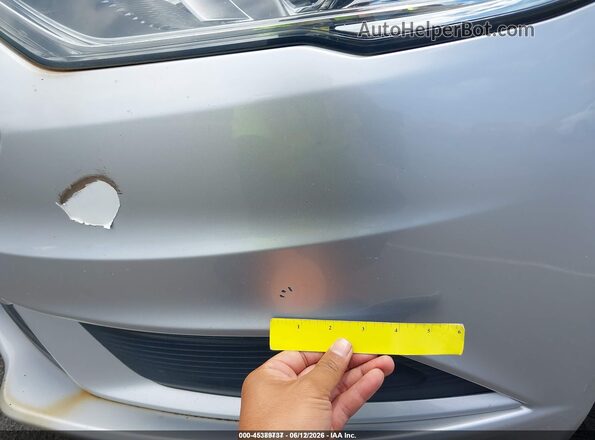 3FA6P0UU2JR123020 2018 FORD FUSION HYBRID Серебряный Вид спереди