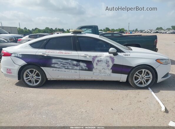 3FA6P0UU2JR180527 2018 FORD FUSION HYBRID White Rear interior view
