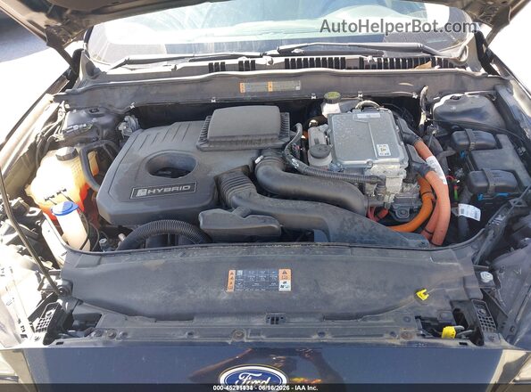 3FA6P0UU2JR235851 2018 FORD FUSION HYBRID  Вид сзади