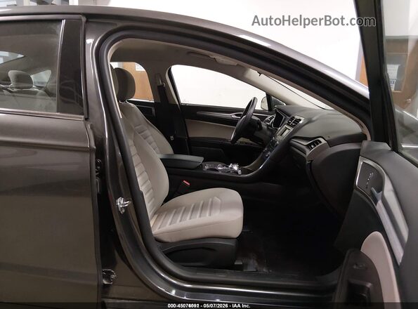 3FA6P0UU2JR271460 2018 FORD FUSION HYBRID Gray Vista interior delantera
