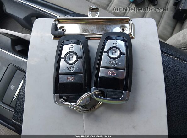 3FA6P0UU3JR254487 2018 FORD FUSION HYBRID Silver Вид панелі приладів