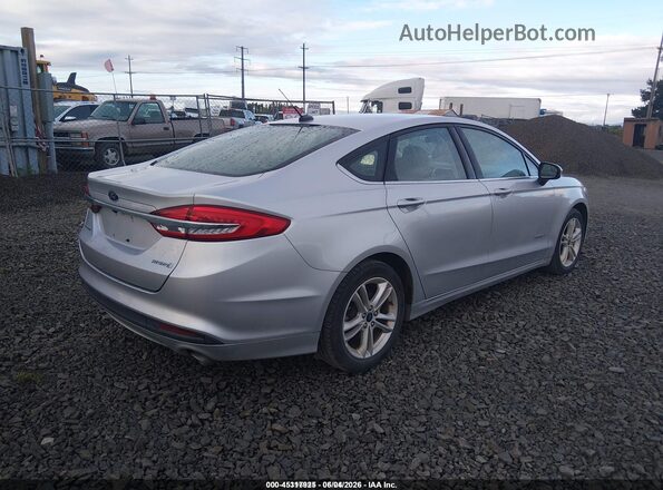3FA6P0UU4JR243563 2018 FORD FUSION HYBRID Серебряный Задняя правая четверть