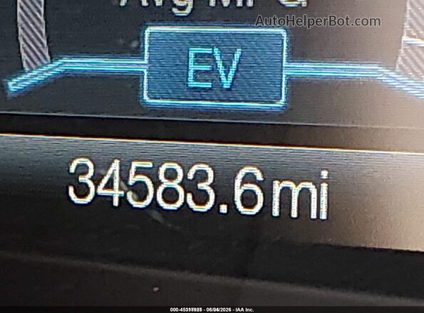 3FA6P0UU4JR243563 2018 FORD FUSION HYBRID Серебряный 