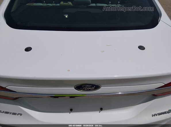 3FA6P0UU5JR212726 2018 FORD FUSION HYBRID White Widok z przodu