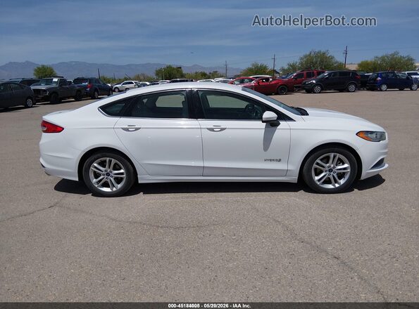 3FA6P0UU5JR212726 2018 FORD FUSION HYBRID White Widok wnętrza z tyłu