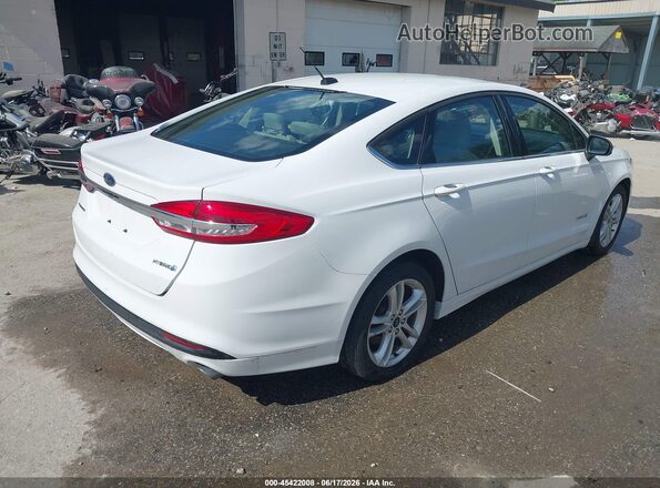3FA6P0UU5JR281982 2018 FORD FUSION HYBRID Белый Задняя правая четверть