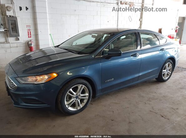 3FA6P0UU5JR282033 2018 FORD FUSION HYBRID Синий Вид спереди