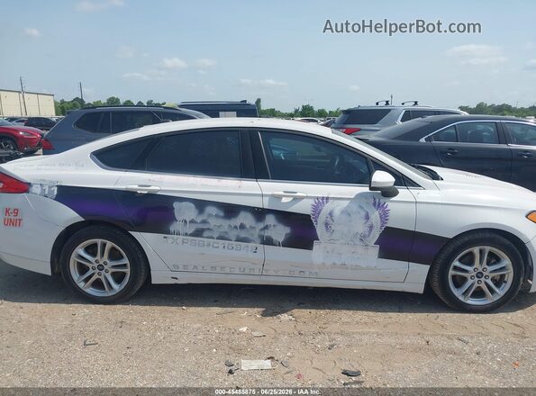 3FA6P0UU7JR186243 2018 FORD FUSION HYBRID White Սալոնի հետևի տեսք