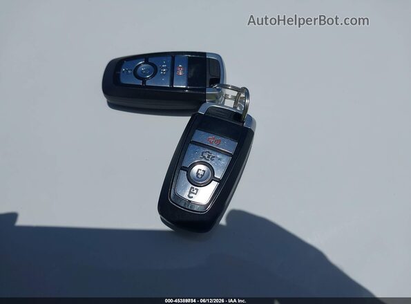 3FA6P0UU8JR243680 2018 FORD FUSION HYBRID Белый Вид панели приборов