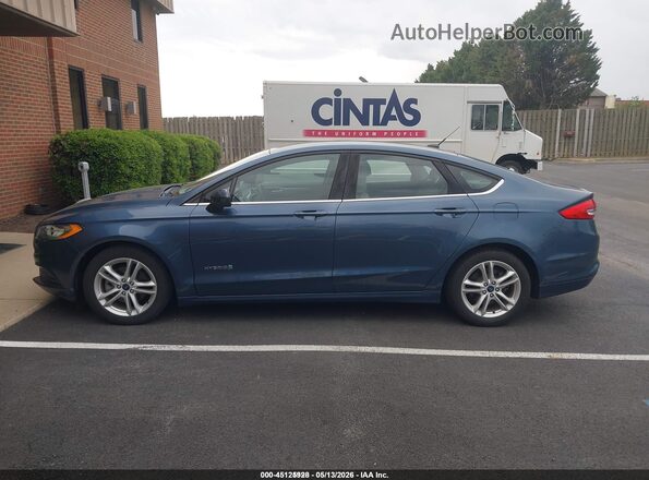 3FA6P0UUXJR235967 2018 FORD FUSION HYBRID Синий Вид задней части салона