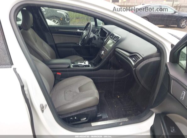 3FA6P0VP2HR351795 2017 FORD FUSION White წინა სალონის ხედი