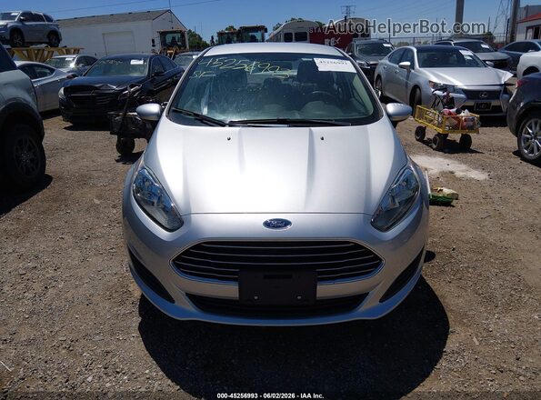 3FADP4AJ0KM110516 2019 FORD FIESTA Silver Widok wnętrza z tyłu