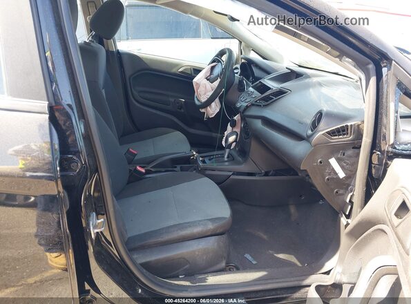 3FADP4AJ1GM205576 2016 FORD FIESTA Черный Вид салона спереди