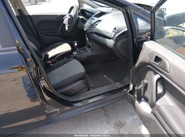 3FADP4AJ1JM130398 2018 FORD FIESTA Black Вид салону спереду