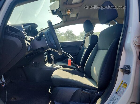 3FADP4AJ2KM113837 2019 FORD FIESTA White Вид салону спереду