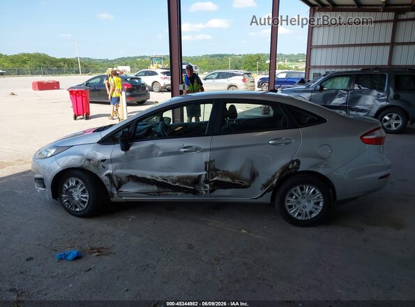 3FADP4AJ3JM120150 2018 FORD FIESTA Silver 360 interior view