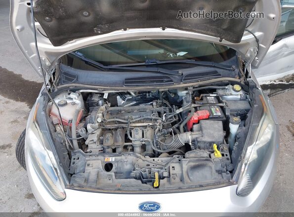 3FADP4AJ3JM120150 2018 FORD FIESTA Silver Rear view