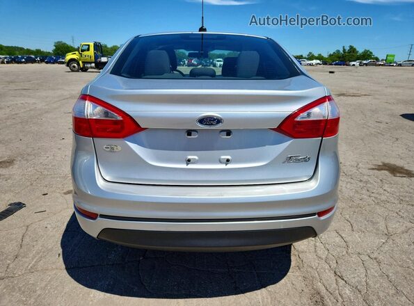 3FADP4AJ7GM126851 2016 FORD FIESTA Silver Widok z tyłu